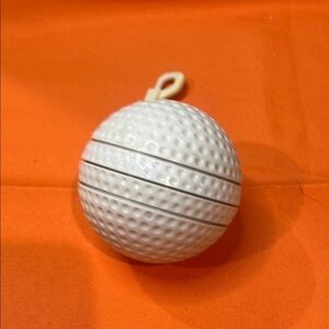 ⚡️⚡️⚡️Stylish White Golf Ball Cleaner  Keychain